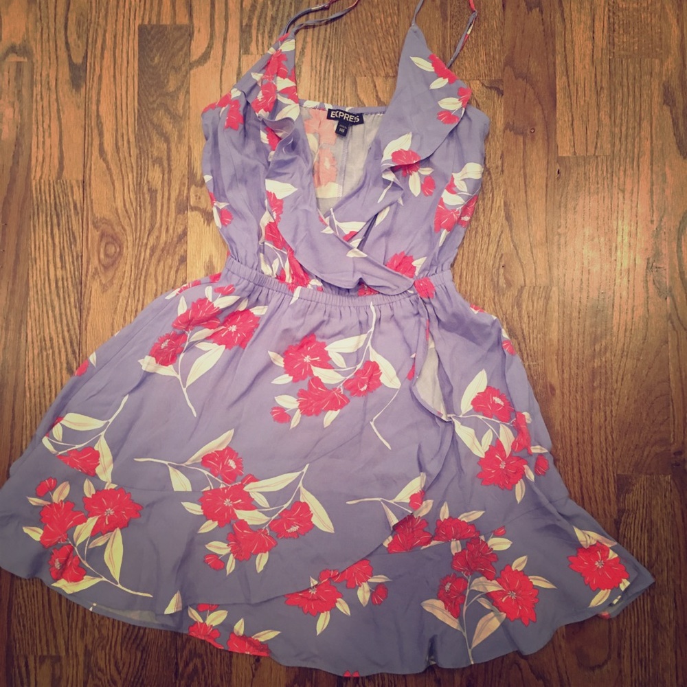 💜💛❤️Express Floral Dress💛💜❤️